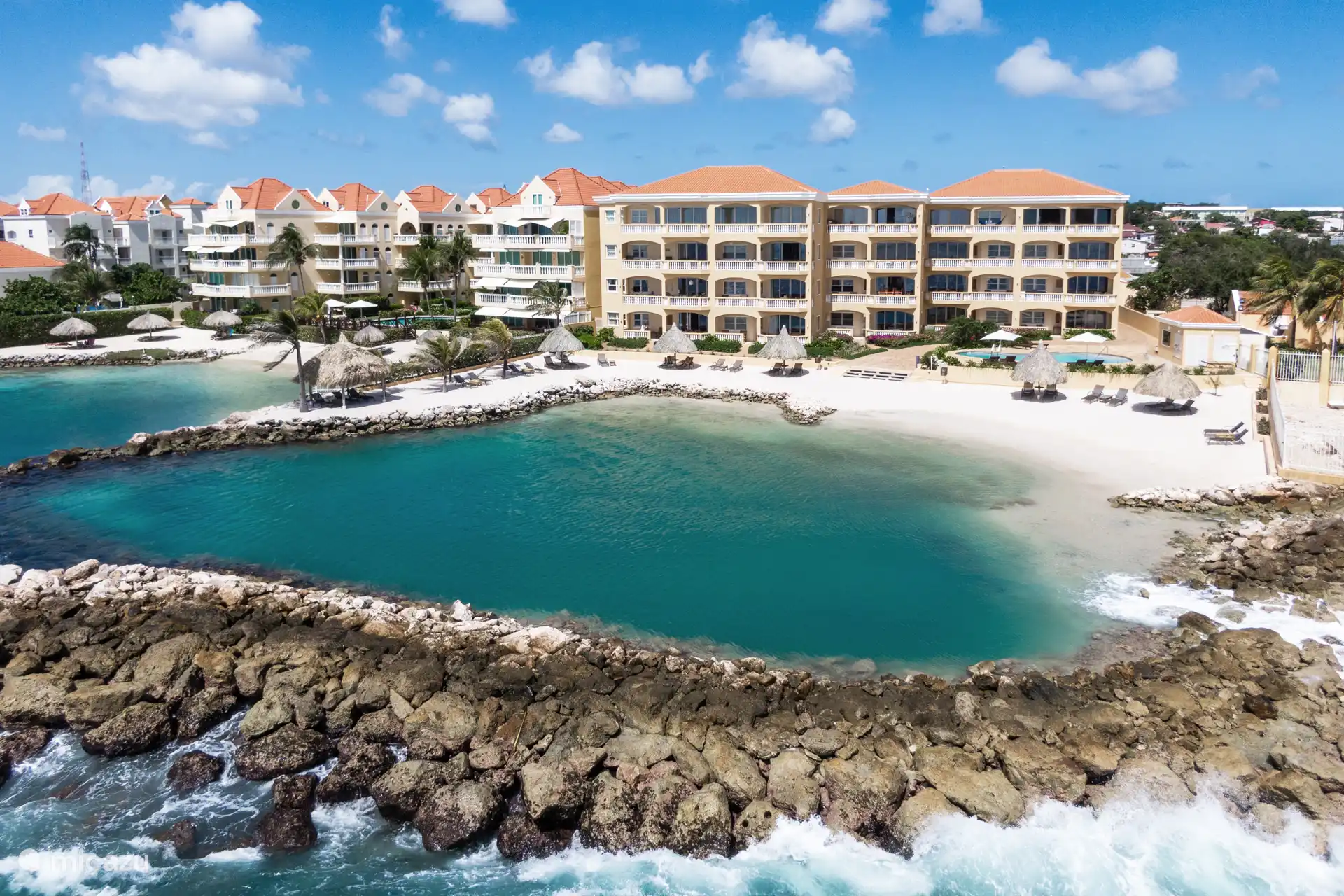 Die Unterkunft, das ist das Penthouse.