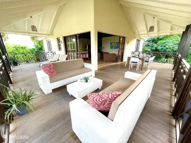 Villa Boka Bleu | Curaçao, Curaçao-Centre, Blue Bay - villa Le porche spacieux
