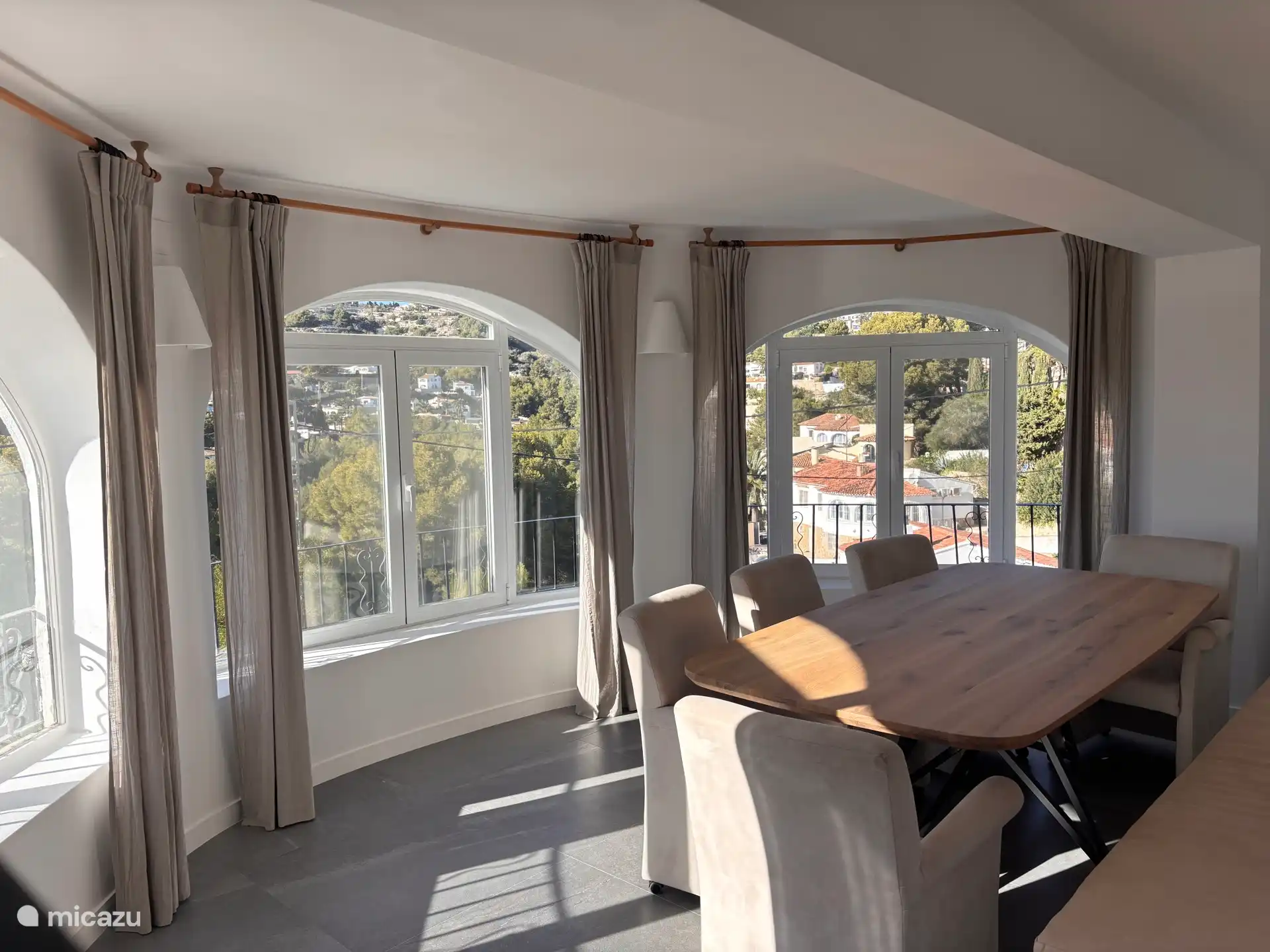 Naya mit atemberaubendem Blick auf Montemar