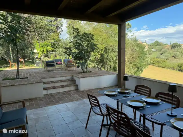 geschakelde woning huren in Italië, Umbrië, Castiglione Del Lago – Casa Profondo De perfecte schaduwplek...