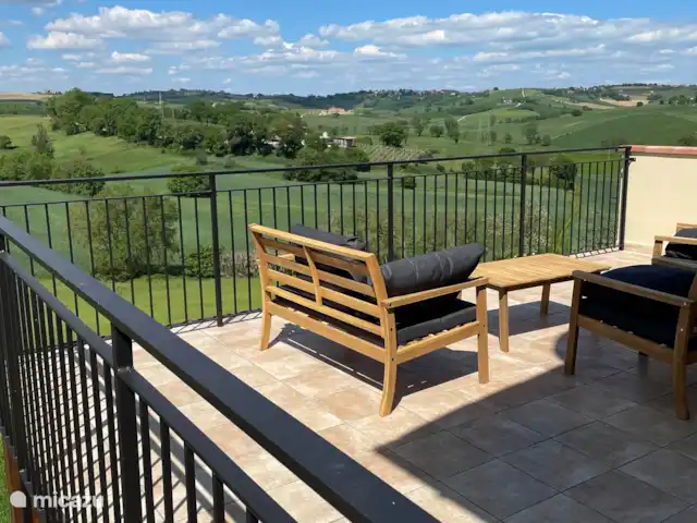 geschakelde woning huren in Italië, Umbrië, Castiglione Del Lago – Casa Profondo Infinity view ...