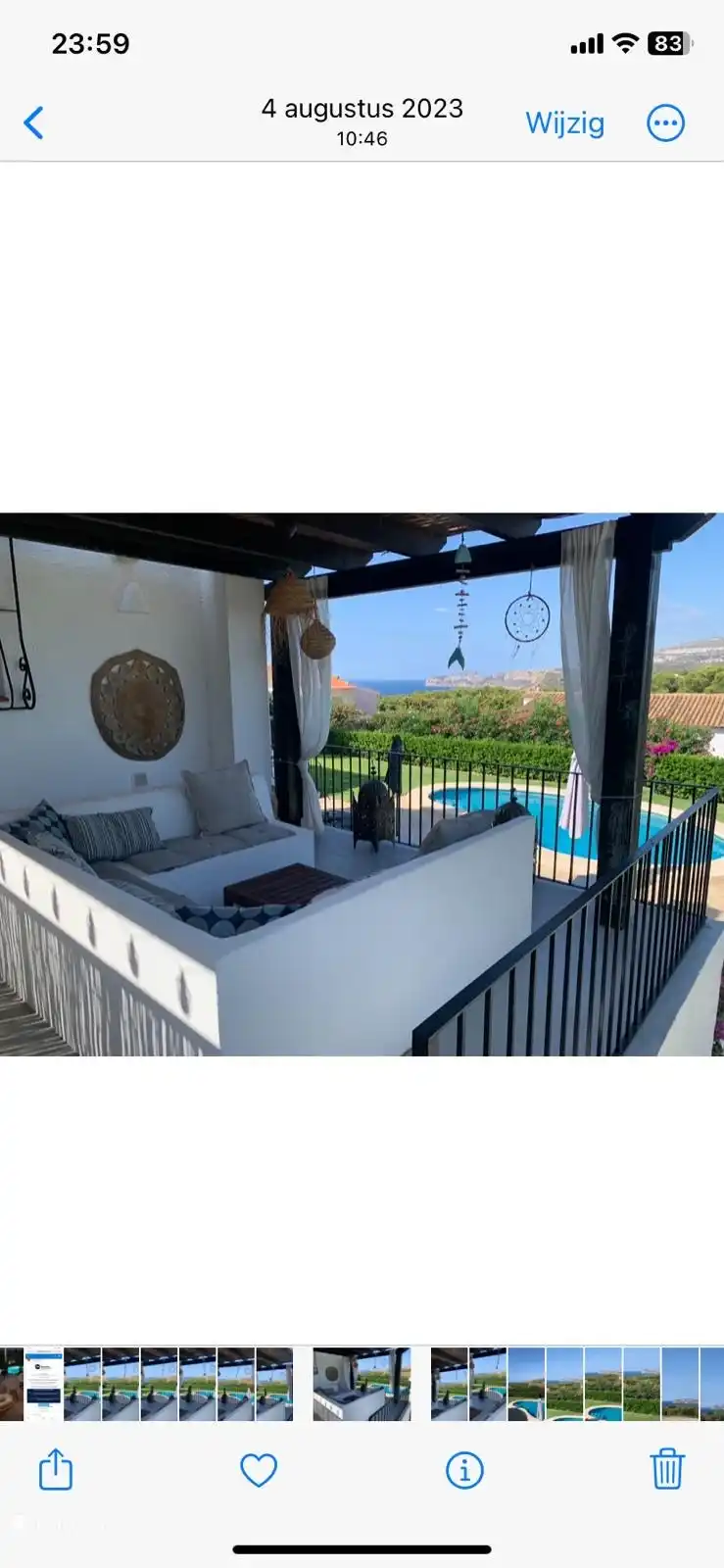 Blick von der Seitenterrasse auf die Bucht Cala Granadella.