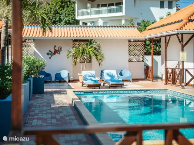 Location de Vacances Curaçao, Banda Ariba (est), Jan Thiel, appartement - Alegria - Bloublou Curaçao Jardin avec piscine