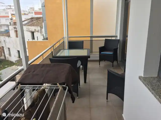 Apt Quarteira, Prestige Voor Thuis huren in Portugal, Algarve, Quarteira - appartement Balkon