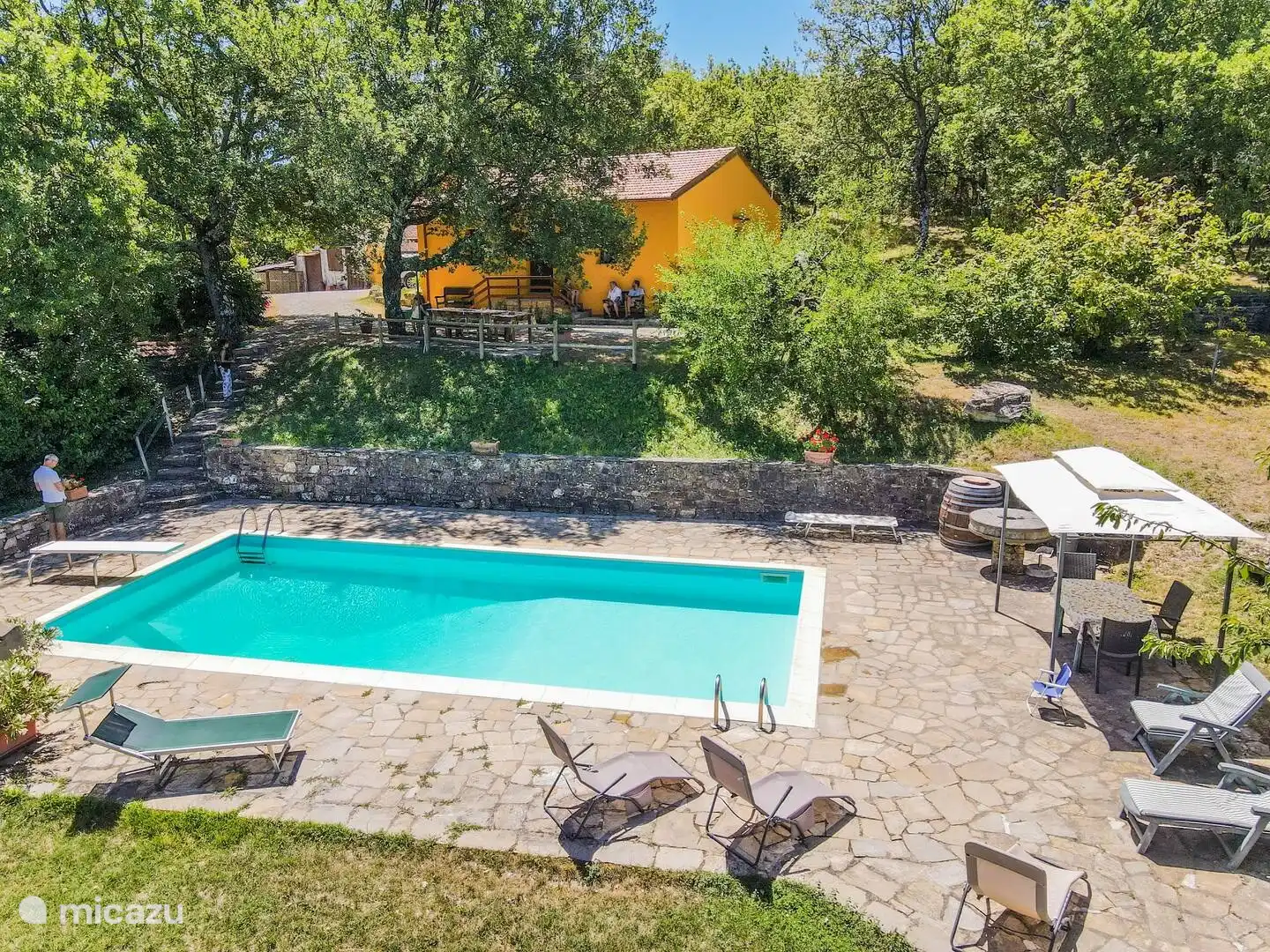 Photo aérienne de la piscine