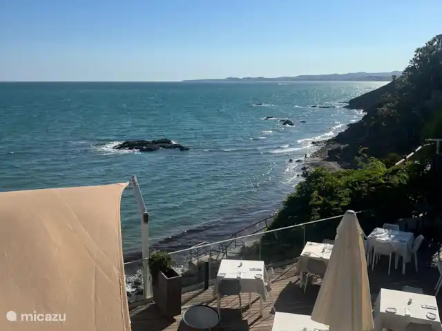 Casa Cinco Limones - La Carihuela | Espagne, Costa del Sol, Torremolinos - appartement Restaurants pieds dans l’eau