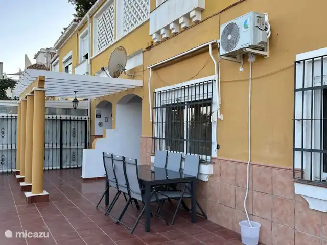 Casa Cinco Limones - La Carihuela | Espagne, Costa del Sol, Torremolinos - appartement Grande terrasse à l’avant