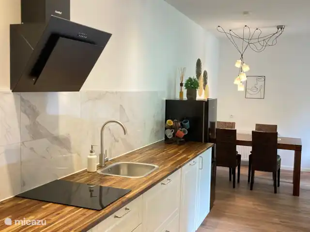 Appartement de 2 chambres et balcon  | Autriche, Carinthie, Feld Am See - appartement Table à manger de cuisine