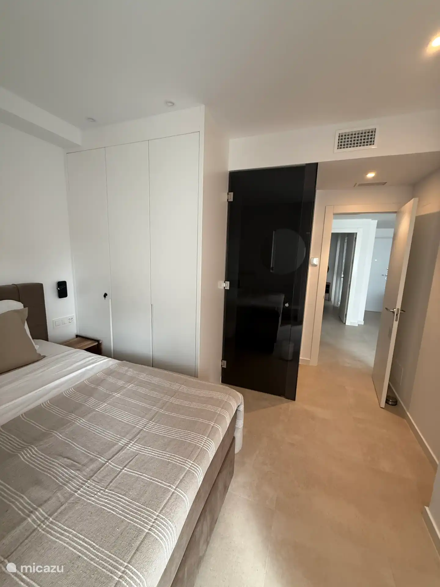 Schlafzimmer mit eigenem Bad