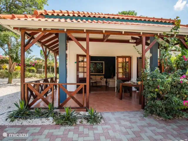 Location de Vacances Curaçao, Banda Ariba (est), Jan Thiel, appartement - Barbulét - Bloublou Curaçao Façade de l’appartement