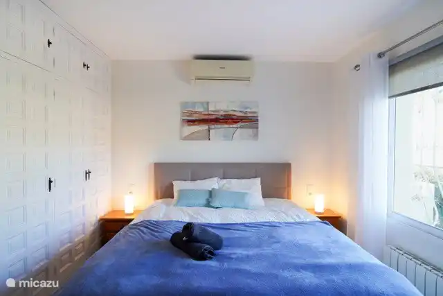 2. Schlafzimmer im Obergeschoss