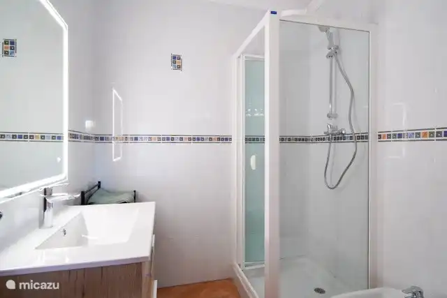 2. Badezimmer im Erdgeschoss