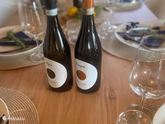 CASA 6 pers. - Casa Sette Cipressi | Italie, Marche, Serra de’ Conti  - maison de vacances Dégustez avec une belle vaisselle, de beaux verres et des vins fins.