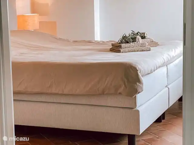 CASA 6 pers. - Casa Sette Cipressi | Italie, Marche, Serra de’ Conti  - maison de vacances Chambre (3) vue de la salle de bain.