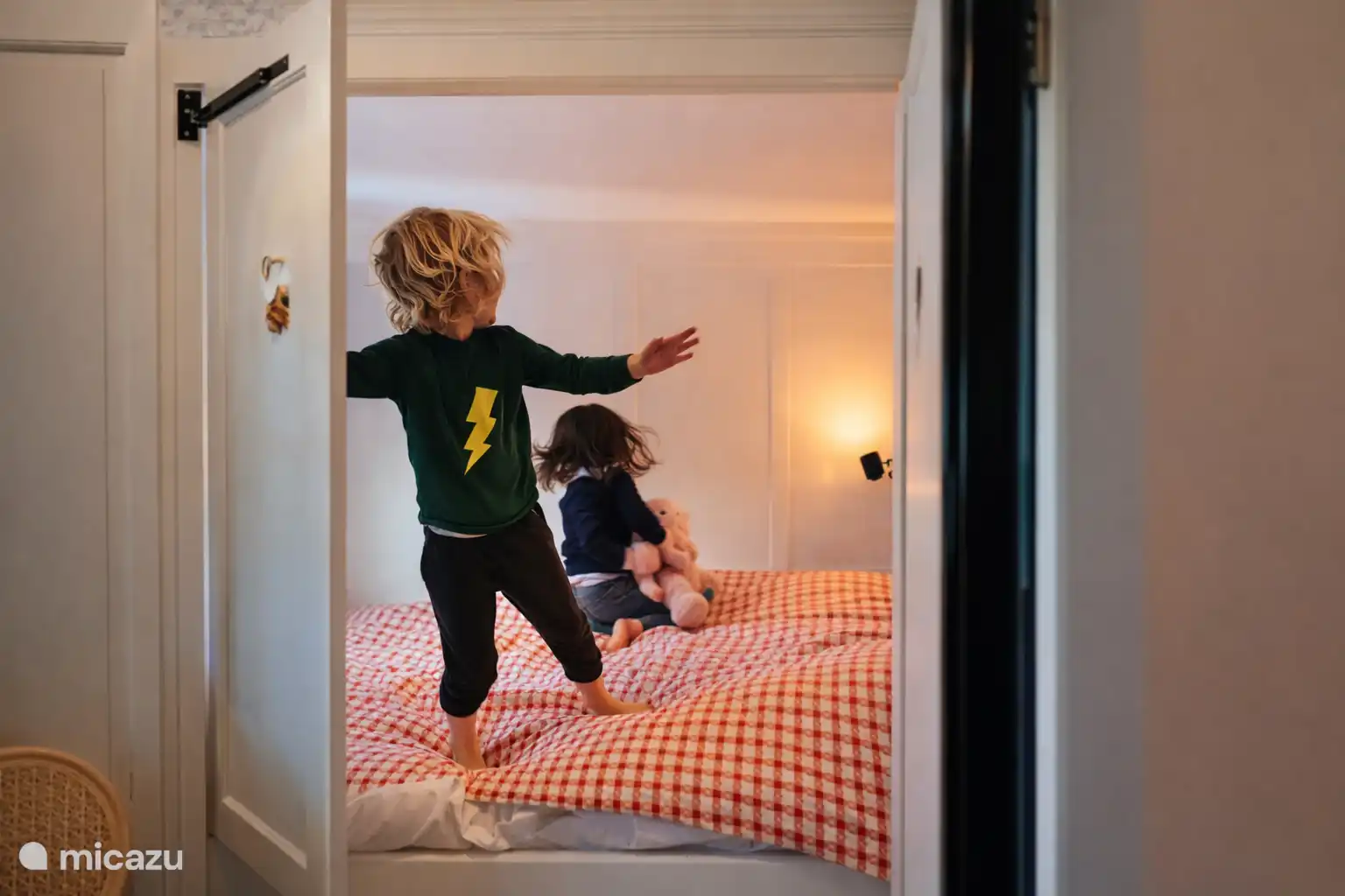 Kinderpret in de bedstee!