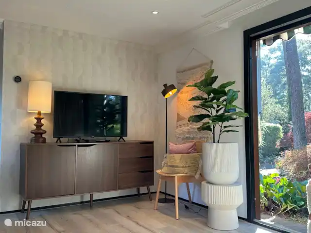 StayatSas Tiny House Pippa huren in Nederland, Gelderland, Doornspijk - chalet grote SMART tv!