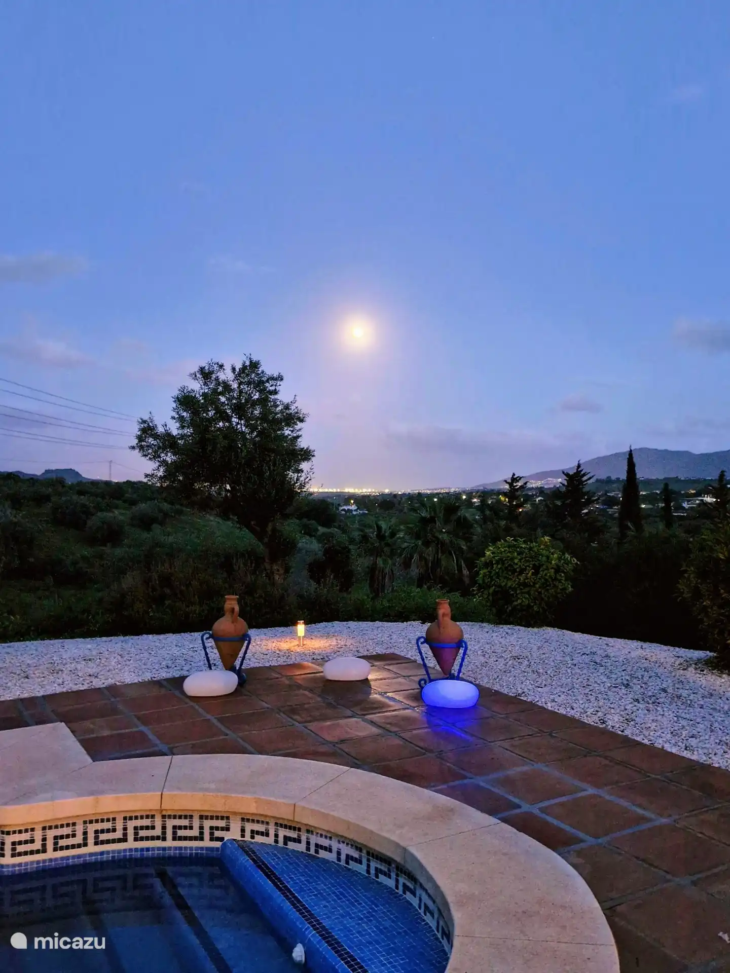 Ein schöner abendlicher Blick auf die Stadt