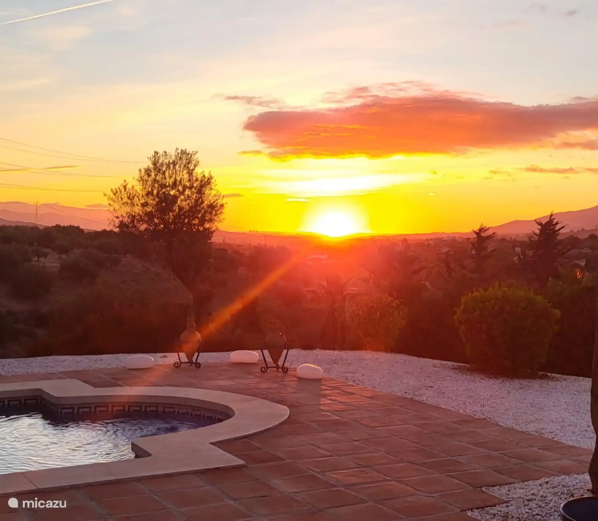 Schöner Sonnenaufgang zum Genießen