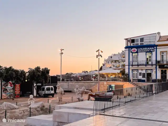 Location de Vacances Portugal, Algarve, Albufeira, appartement - Le vieux coin des pêcheurs - 12 La place du village