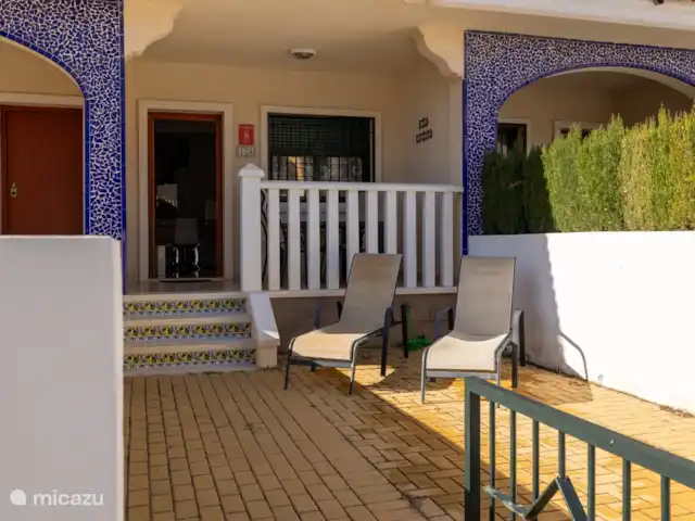 Location de Vacances Espagne, Costa Blanca, Ciudad Quesada, maison mitoyenne - Casa Scheveningen Jardin avant et véranda