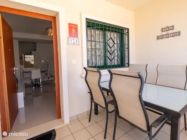 Location de Vacances Espagne, Costa Blanca, Ciudad Quesada, maison mitoyenne - Casa Scheveningen Véranda et entrée