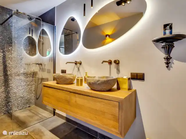 Sea Front Luxury Villa huren in Bonaire, Bonaire, Belnem - villa badkamer