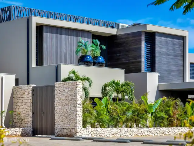 Sea Front Luxury Villa huren in Bonaire, Bonaire, Belnem - villa Entree