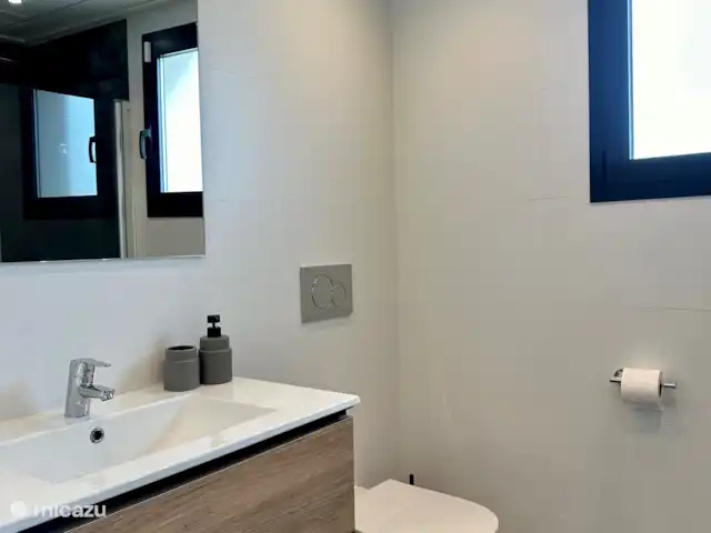 Location de Vacances Espagne, Costa Blanca, Orihuela Costa, appartement - Appartement design avec méga terrasse Salle de bain 2