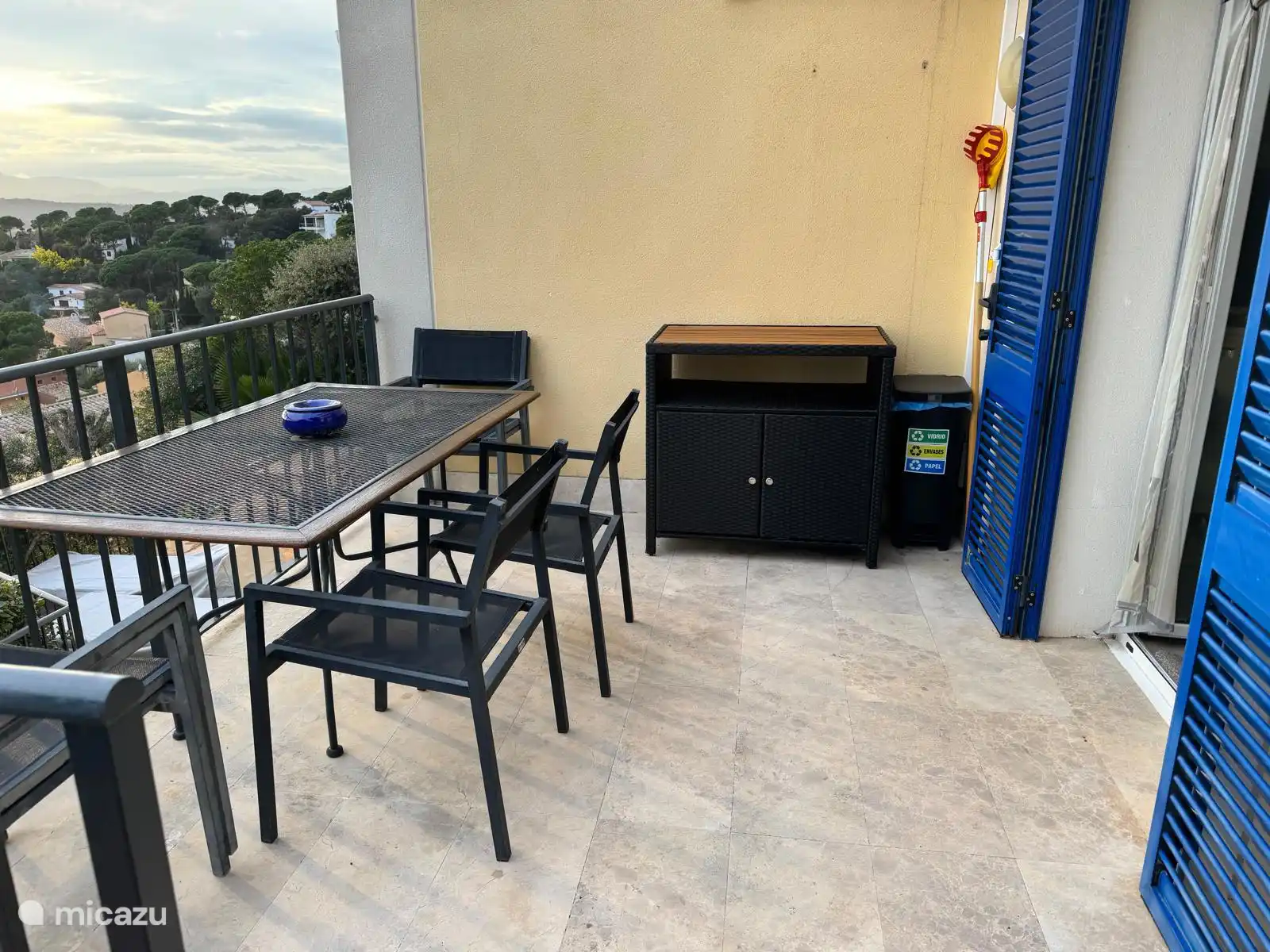 Terrace from the kitchen with nice views