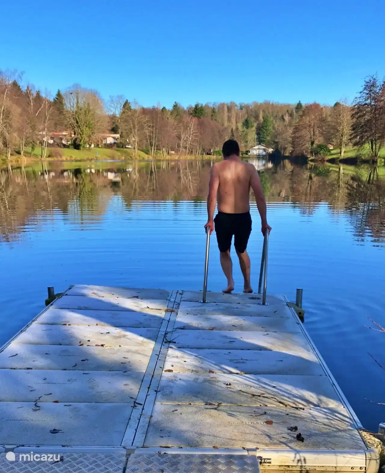 Der Fisch- und Schwimmteich ist ganzjährig zugänglich