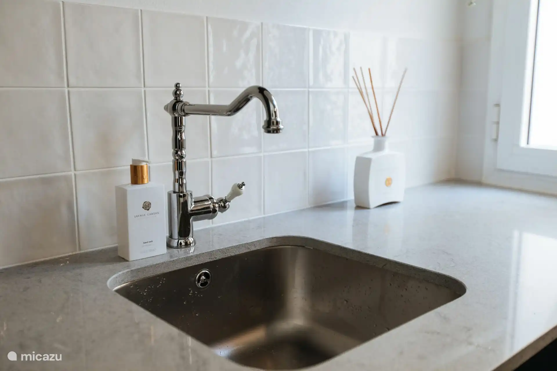 Ambiance, on est content de l’odeur de Rituals, mais on ne la sent que lorsque l’on y est malheureusement :)