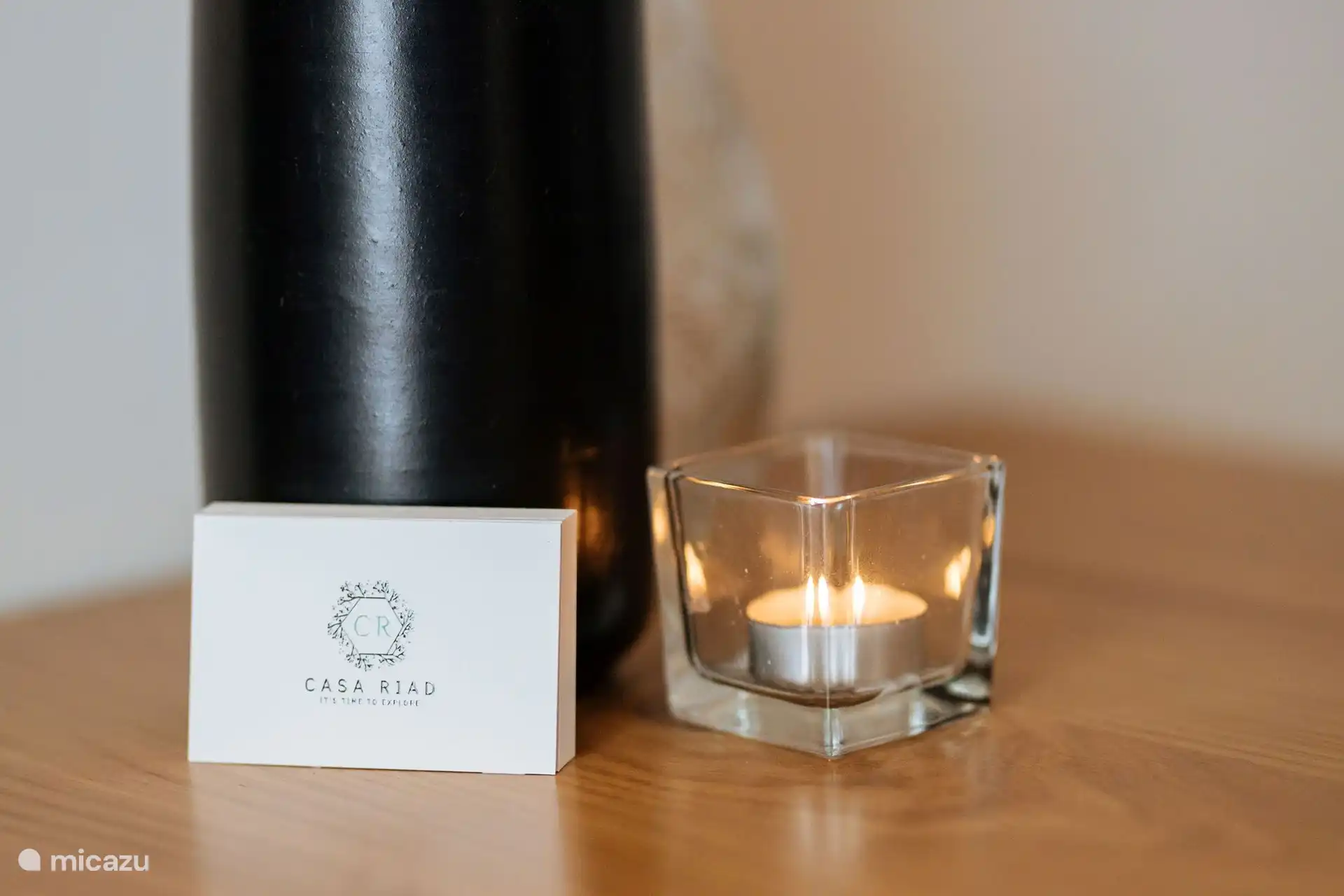 Ambiance image car cela nous rend heureux et notre carte est :)