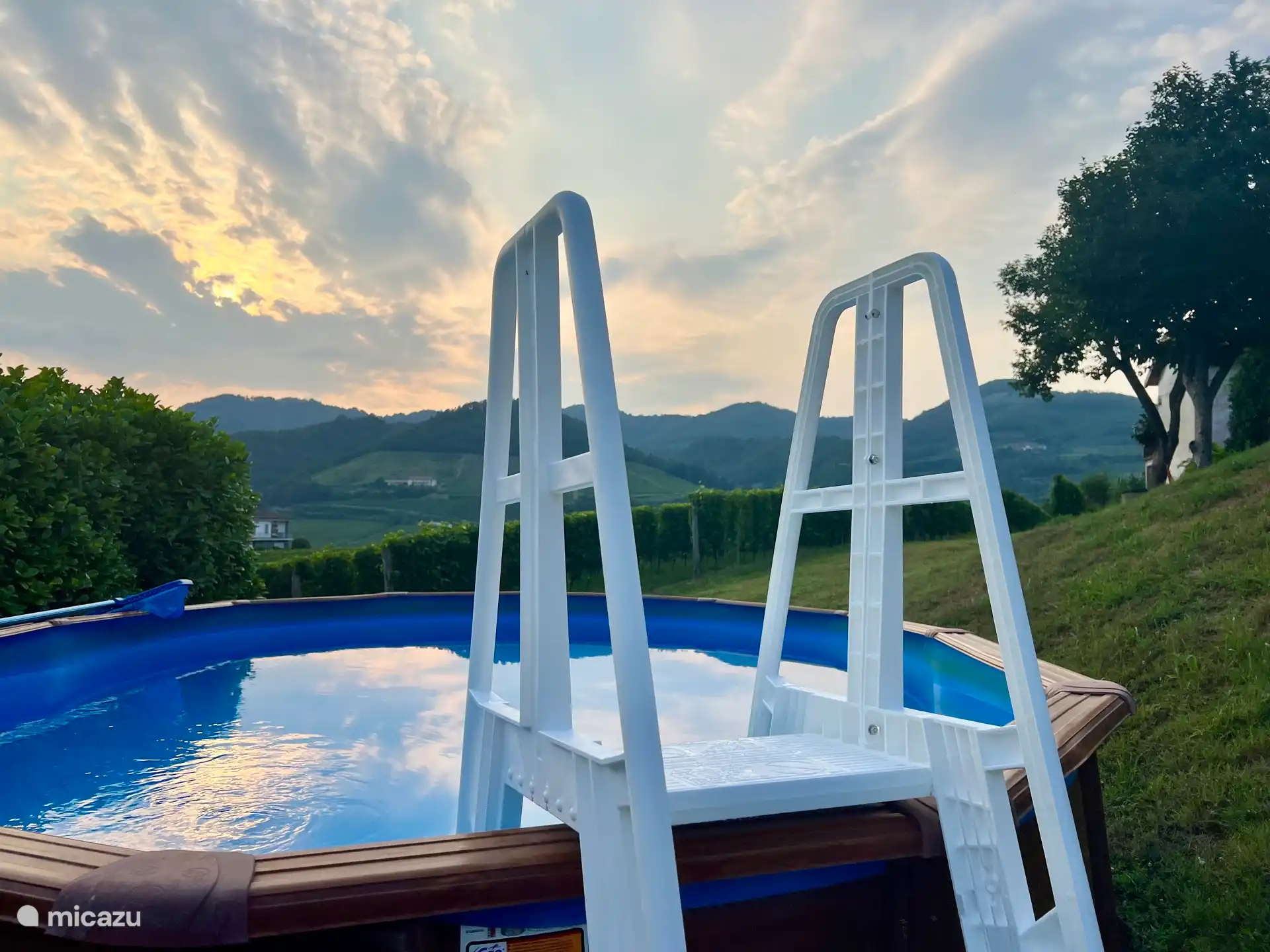 Private pool (dit is de huidige trap 2027)