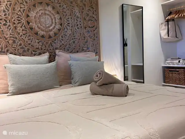 Élégant et nouveau : Bamboo Bungalow | Curaçao, Banda Ariba (est), Brakkeput Abou - appartement De jolis couettes et oreillers.