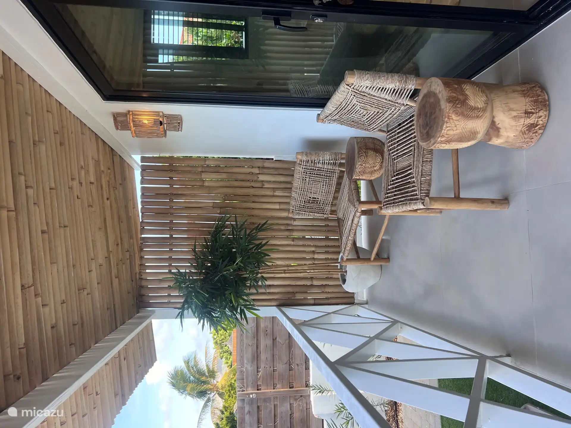 Die geräumige Veranda.