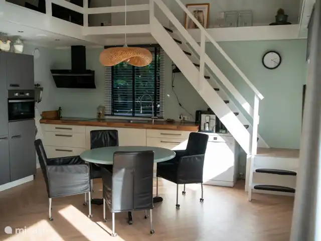 De Pimpelmees en Países Bajos, Frise, Boijl - casa vacacional La acogedora cocina.