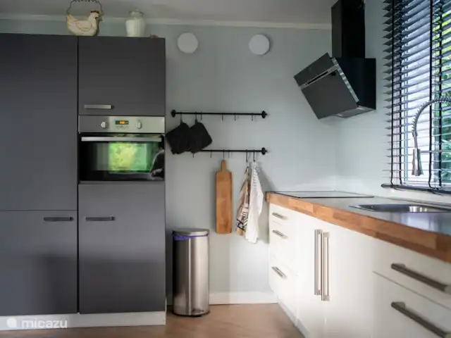 De Pimpelmees en Países Bajos, Frise, Boijl - casa vacacional La cocina está bien equipada.