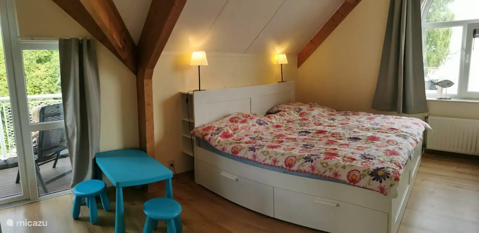 Chambre 2 (étage supérieur)