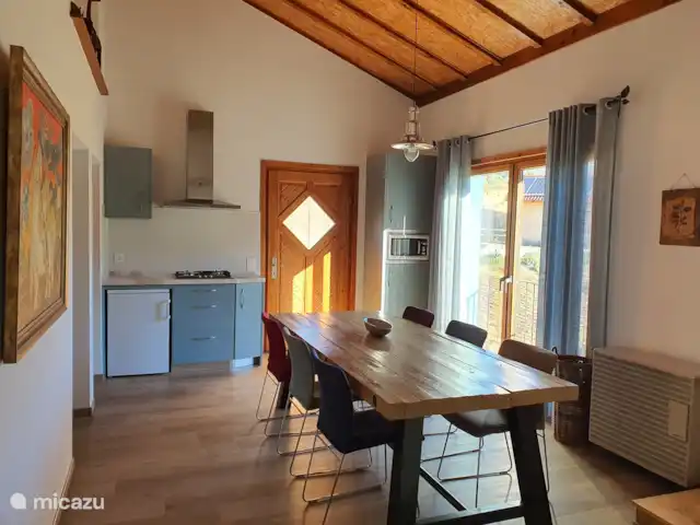 Finca Bugayeta | Espagne, Valence, Jijona - appartement Cuisine avec coin cuisine et salle à manger