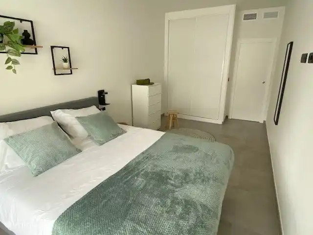 appartement huren in Spanje, Costa Blanca, Villamartin – Nieuw luxe appartement,groot terras  Slaapkamer met 2-persoonsbed en voldoende kastruimte