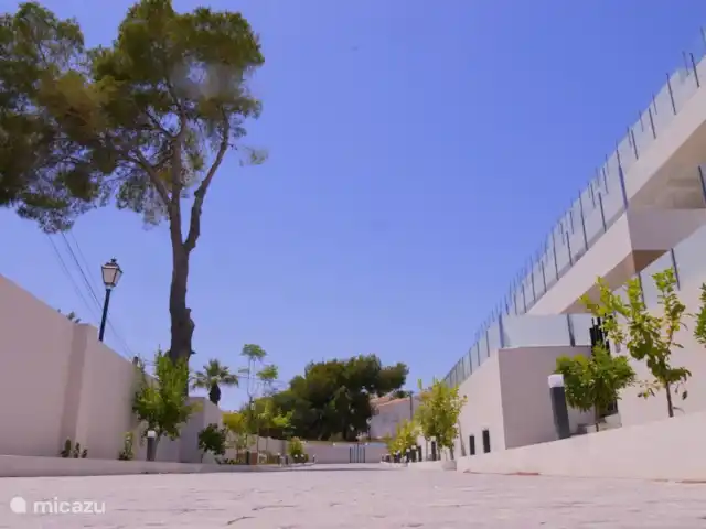 appartement huren in Spanje, Costa Blanca, Villamartin – Nieuw luxe appartement,groot terras  Toegang naar zwembad