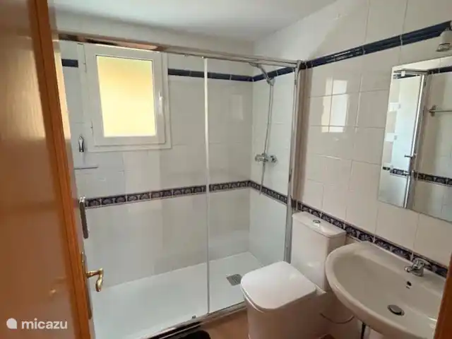 Mirador de Polop huren in Spanje, Costa Blanca, Polop - vakantiehuis Badkamer 1