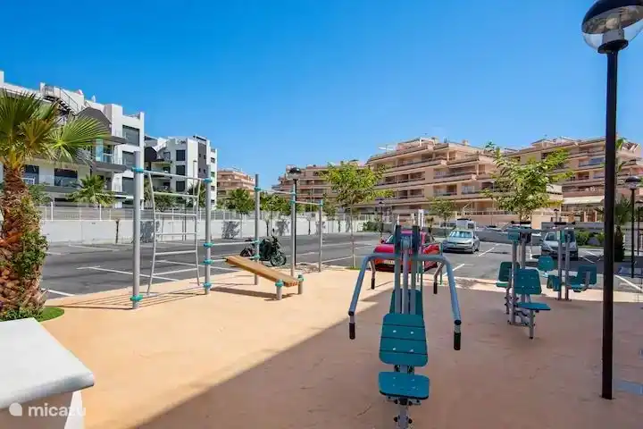 The complex is also equipped with an outdoor fitness area. Free parking space at the apartment.