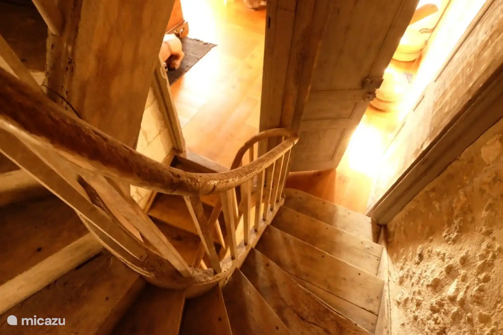 Treppe in den ersten Stock