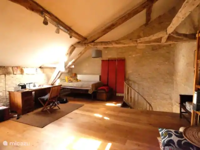 vakantiehuis huren in Frankrijk, Dordogne, La Tour-Blanche-Cercles – Blanchetoure Trap naar de 2de etage