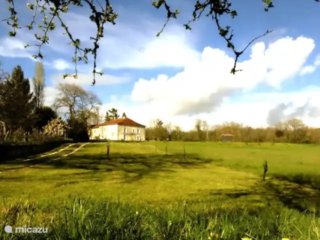 vakantiehuis huren in Frankrijk, Dordogne, La Tour-Blanche-Cercles – Blanchetoure Huis en grote tuin