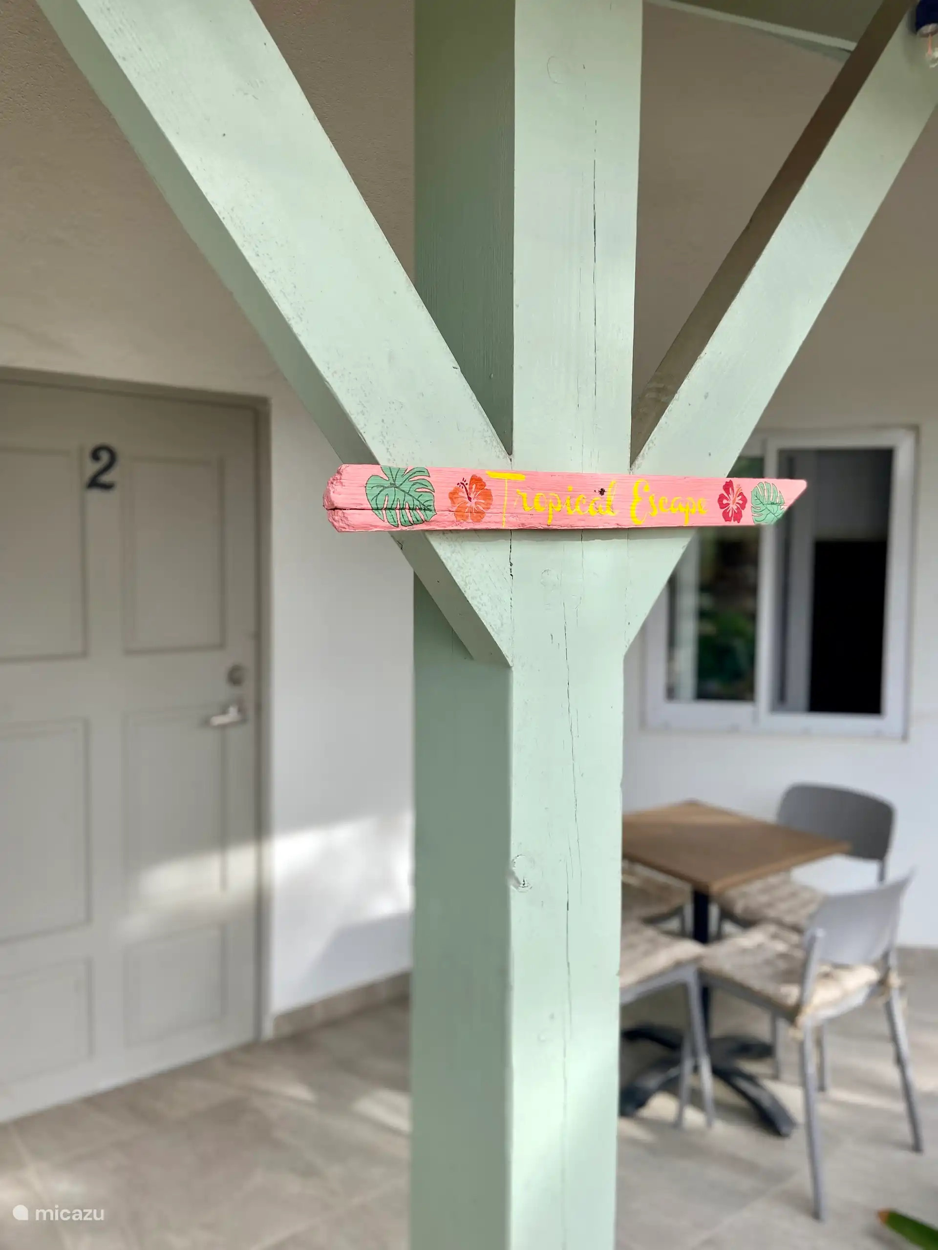 Acogedor frente a la terraza