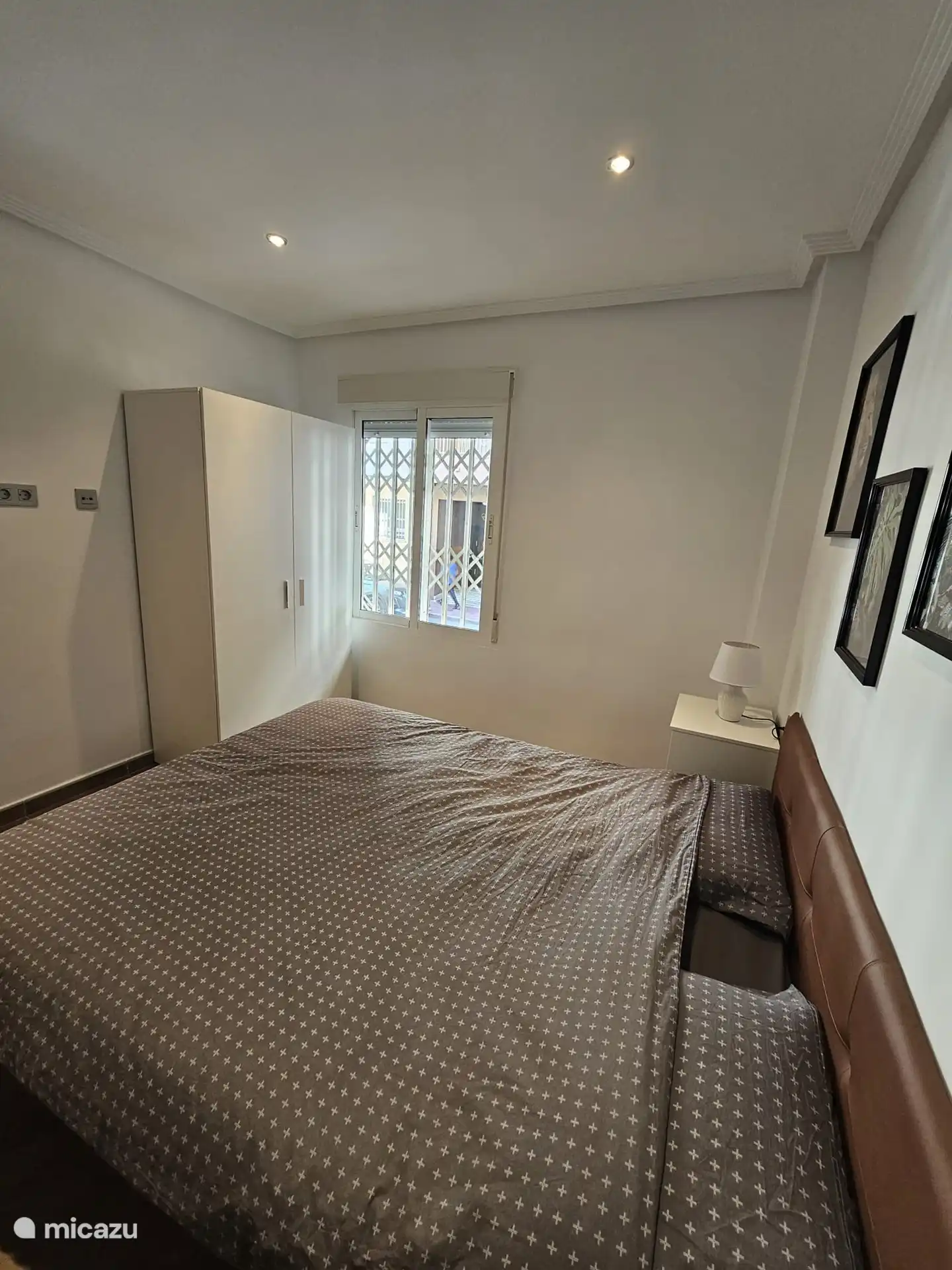 Bedroom with 2 beds and spacious closet