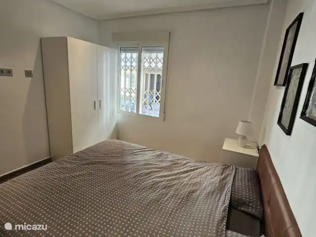 Casa Rayo De Sol  huren in Spanje, Costa Blanca, Torrevieja - appartement Slaapkamer met 2 persoonsbed en ruime kast