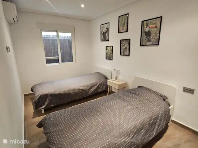 Casa Rayo De Sol  huren in Spanje, Costa Blanca, Torrevieja - appartement Slaapkamer met 2 losse bedden en ruime kast